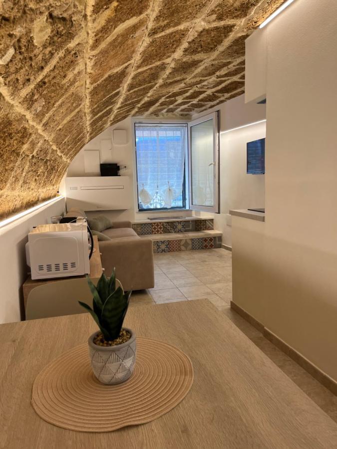 Poma De Casa - Carrer De Pa I Algua Apartment Alghero Bagian luar foto
