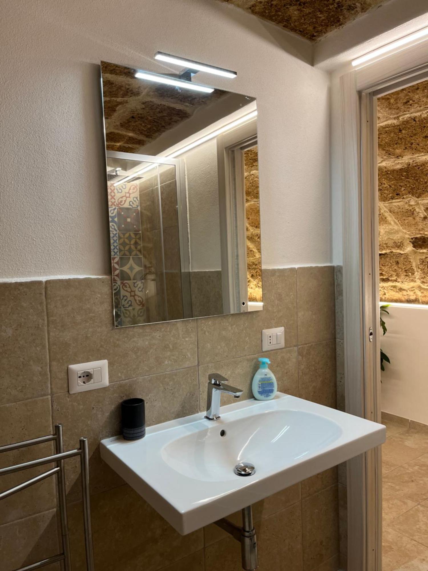 Poma De Casa - Carrer De Pa I Algua Apartment Alghero Bagian luar foto